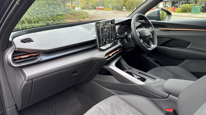 CUPRA Terramar 1.5 eTSI 150 V2 5dr DSG Petrol Hatchback - Image 2
